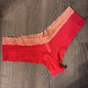 NWOT Victoria’s Secret cheekster panty